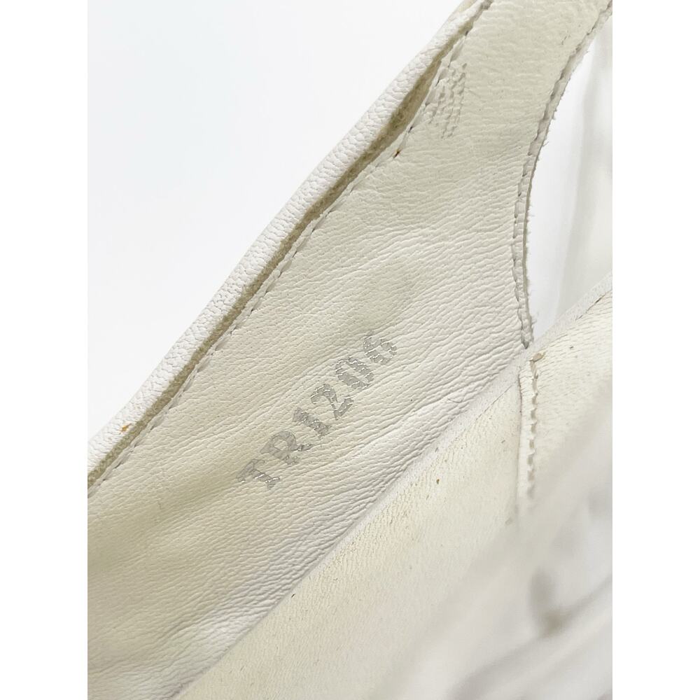 Dior Vintage White Whipstitched Bow CD Charm Pointed Toe Kitten Heels EU 36.5 - Picture 16 of 16